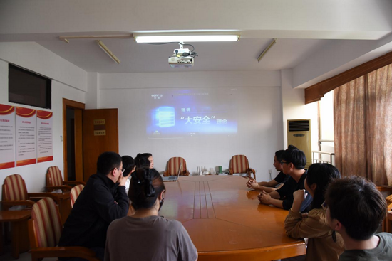 1713757469978652.png 圖片1.png