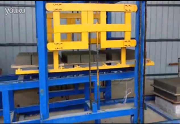 三板碼垛QT8-15砌塊成型機(jī) 恒興混凝土砌塊成型機(jī)